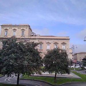 https://dimora-cutelli.taorminaitalyhotels.com