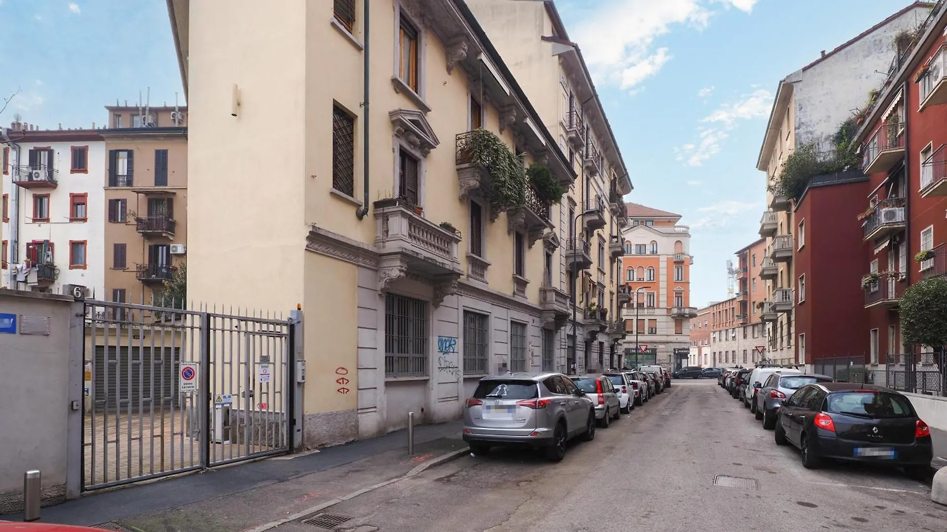 Apartamento PrimoPiano - Acerenza Flat Milán 0*,  Italia